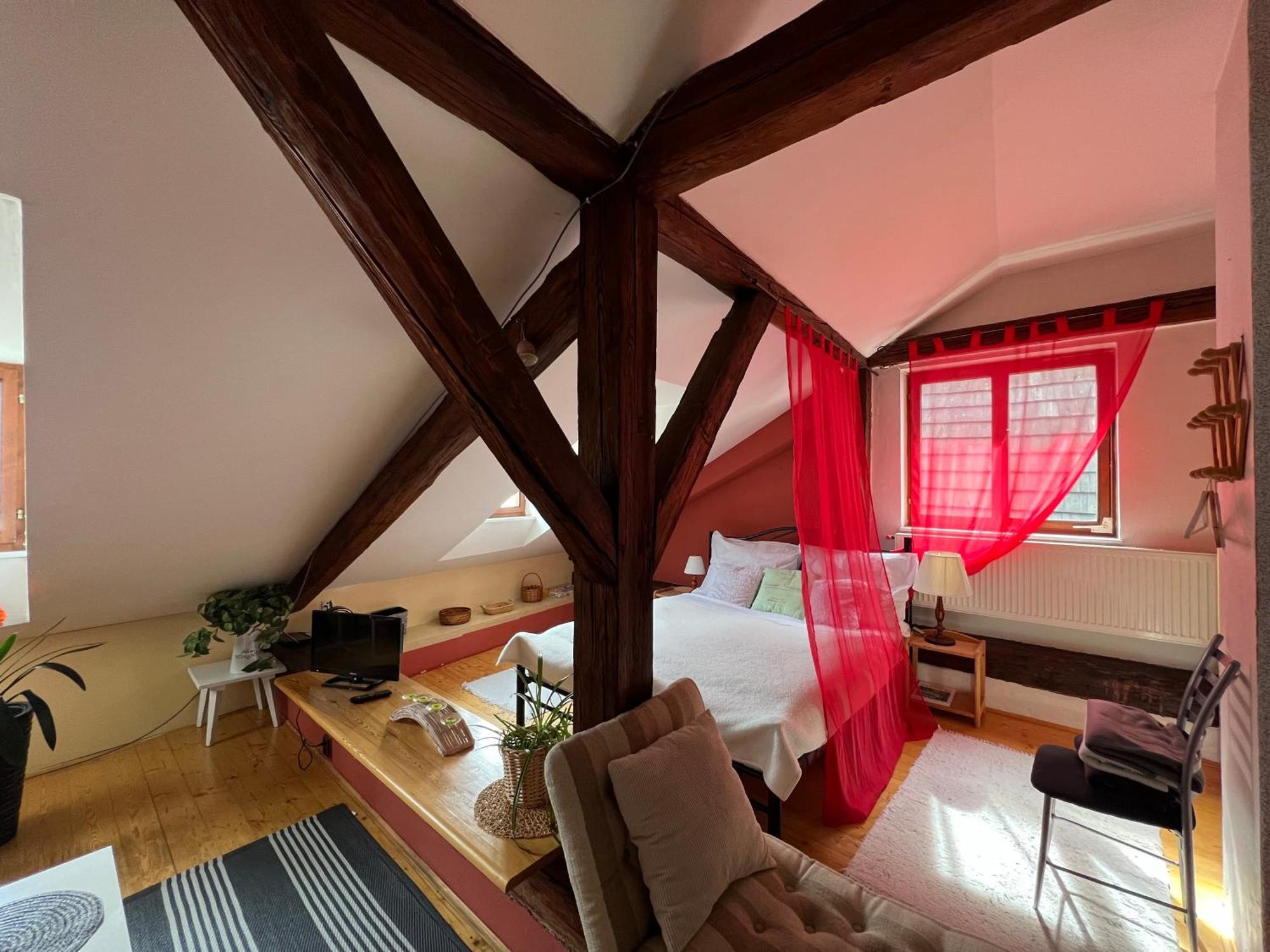 شقة Apartman Galant Český Krumlov المظهر الخارجي الصورة